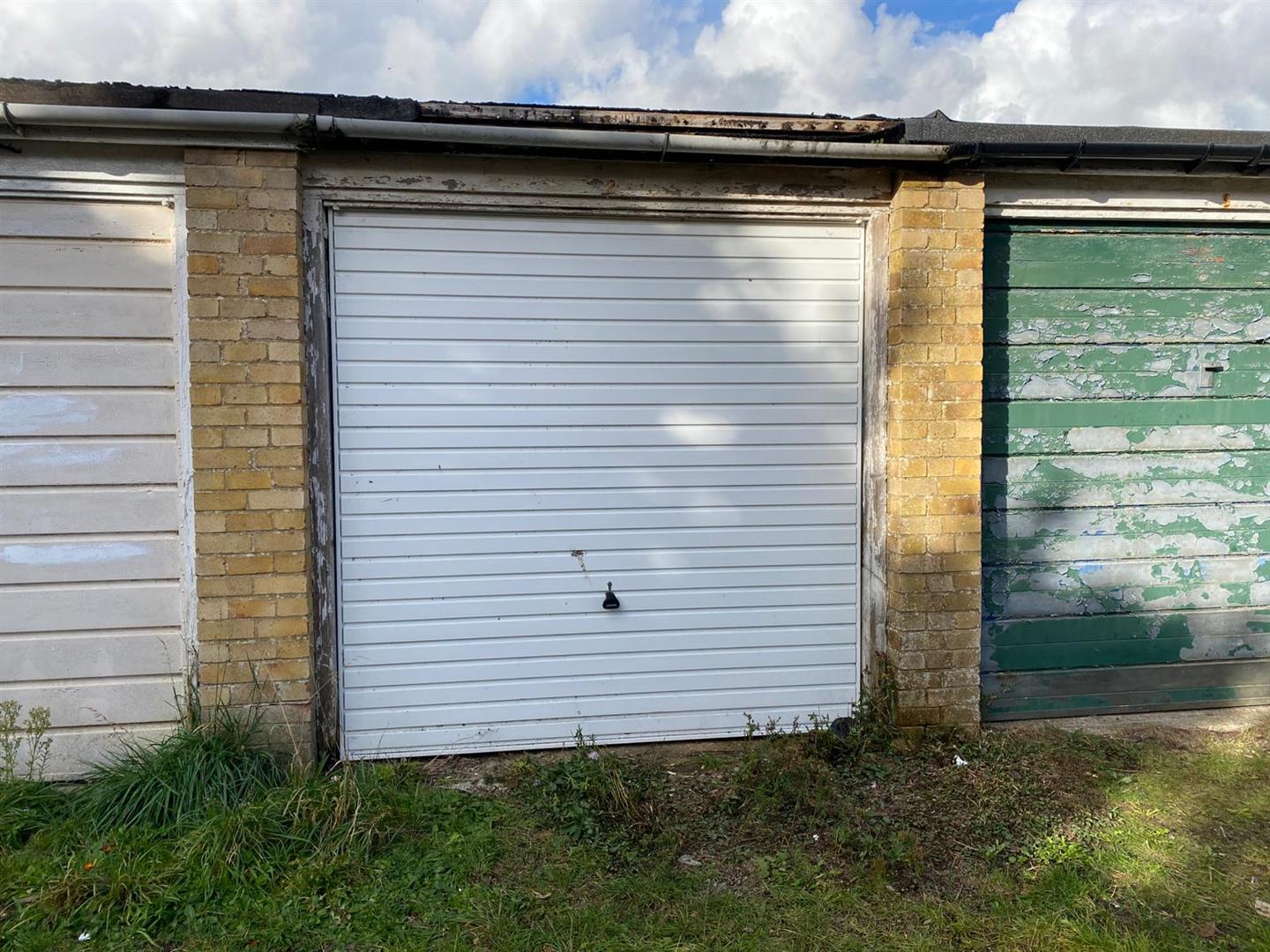 Garage | Garage, Osmonde Close, Broadwater, BN14 7AQ | For Sale